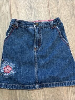 Oshkosh Youth Girls Vintage Blue Denim A-Line Skirt with Floral Patch size 6